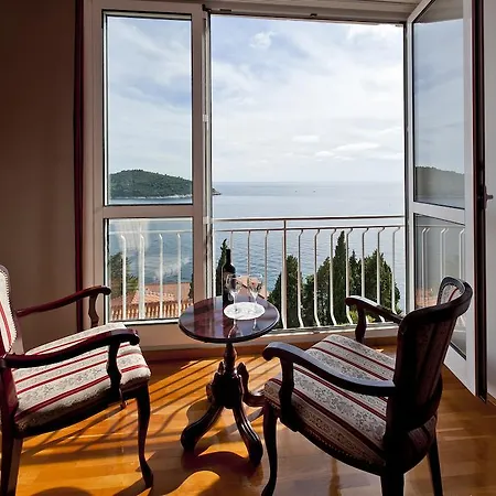 Perfect View Apartment *